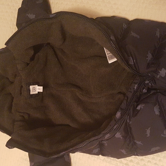 Baby GAP snowsuit down filled - Picture 4 of 6
